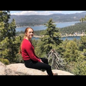 Meet your Posher, Krystal